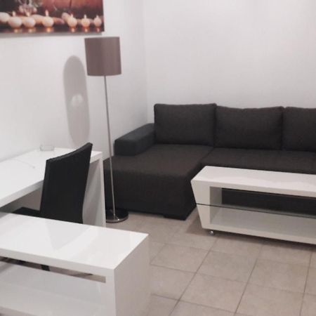 Ubytovani-Plzen-Can Hotell Exteriör bild